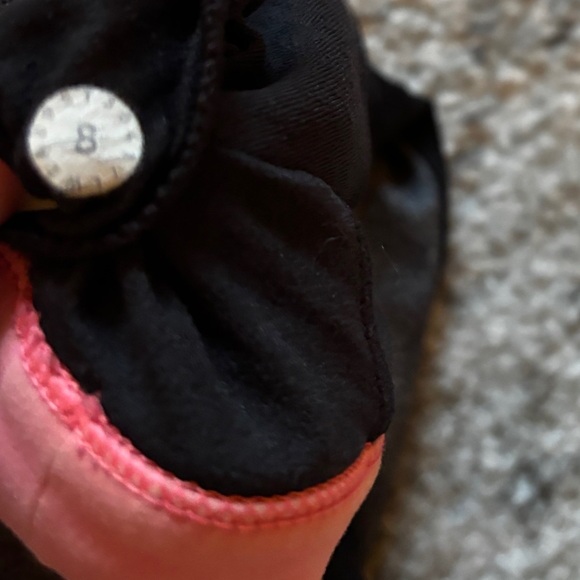 Lululemon Bundle of 2 Free to be Serene bras White and Grey and pink Size: 8 - Picture 7 of 7